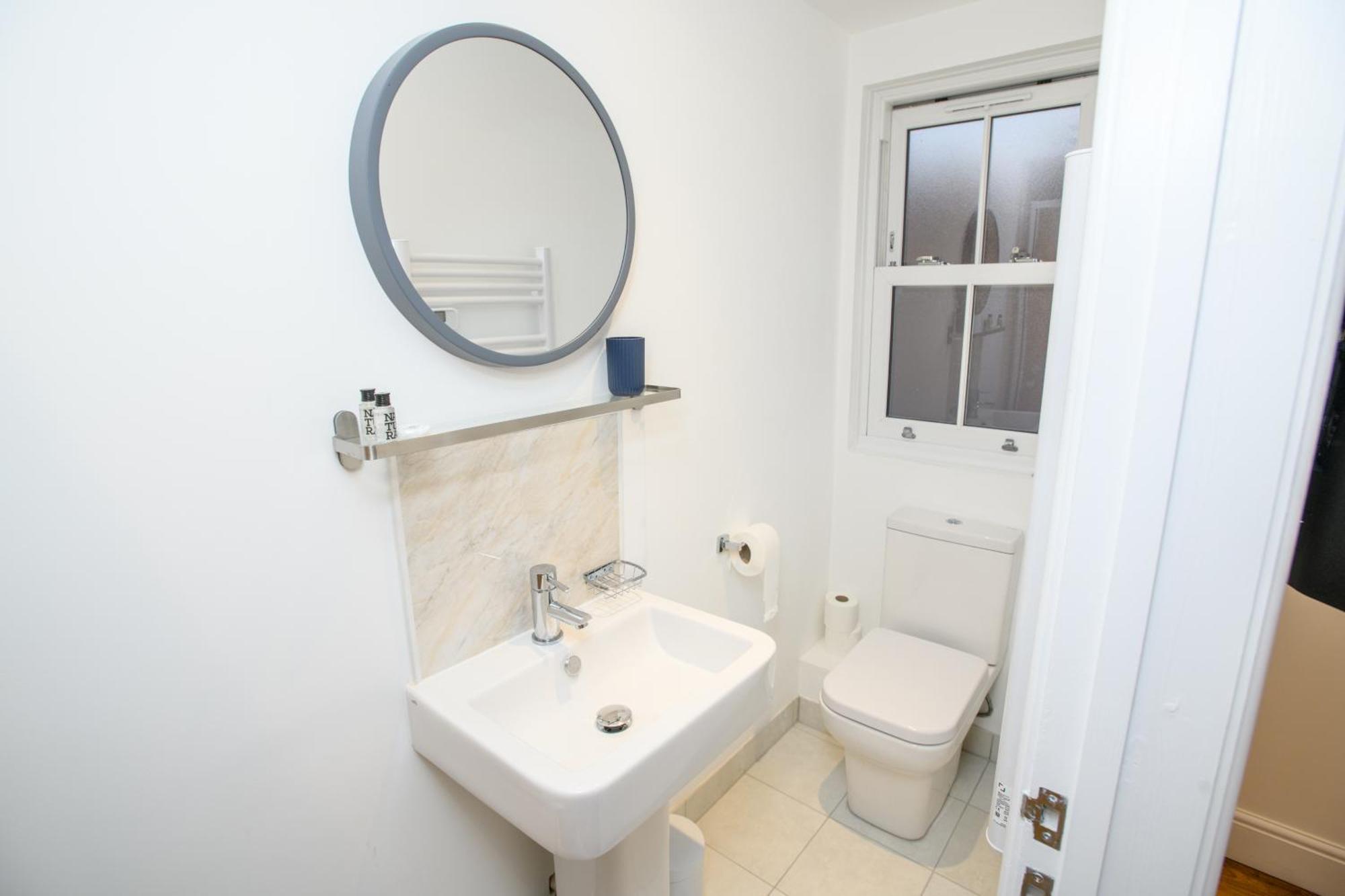 Tavmar Accommodation Lincoln Exterior photo